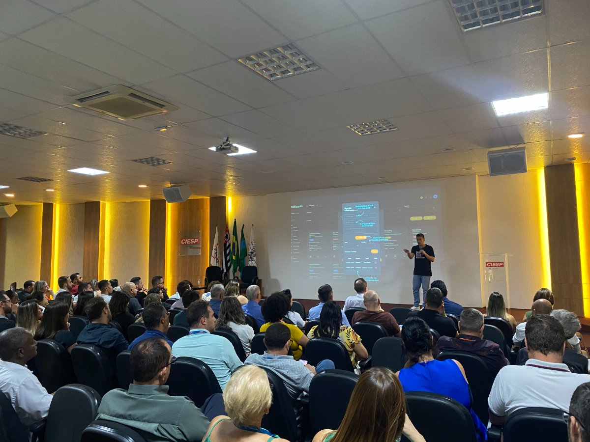 Denis em treinamento ou palco